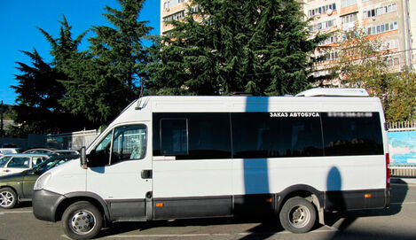 Микроавтобус Iveco Daily